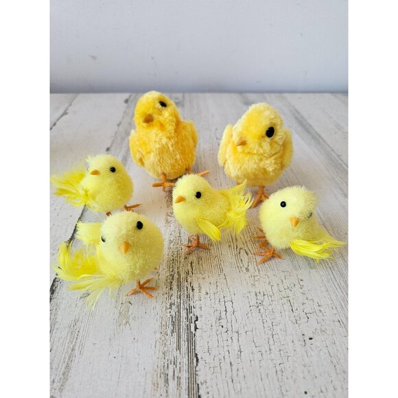 Realistic chick chicken Easter spring decor bird village - Picture 1 of 9